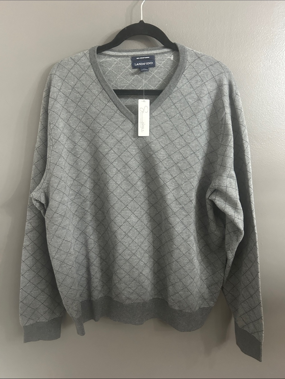 Lands' End Men's Light Gray Diamond-Pattern V-Neck Sweater
